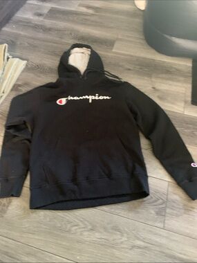 Men’s champion sweatshirt hoodie M